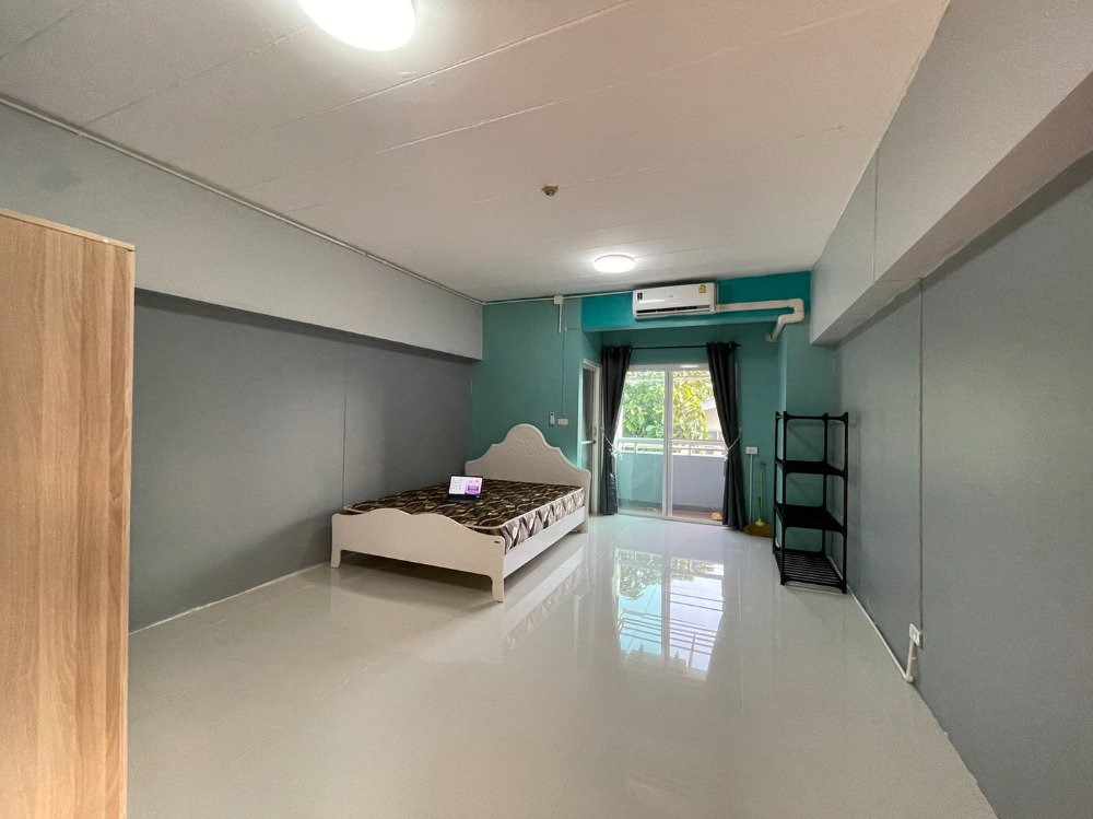 picture condo for sale sinthanee ramintra - 1/8