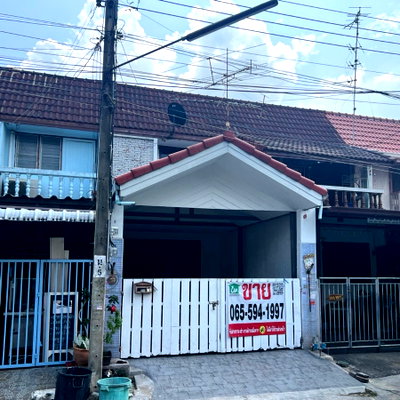 ขายทาวน์โฮม : รีโนเวทใหม่พร้อมอยู่! ทาวน์เฮ้าส์ 2 นอน 2 น้ำ หมู่บ้านลานทอง ปากเกร็ด ใกล้โรงพยาบาลกรุงไทย เพียง 10 นาที