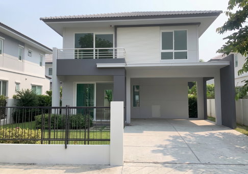For Rent: 2-story detached house in Pruksalada Pracha Uthit 90 project. 55 sq.wah, 3 bedrooms, 3 bathrooms. 25,000 THB/month.