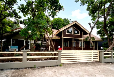 Houses for rent  Khubon 28 : A beautiful pine wooden house with a resort-style atmosphere. Ideal for both residential living and business use.