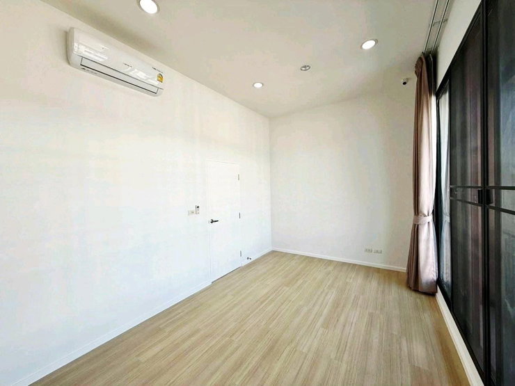 รูป ✨🏡 ขายด่วน! ทาวน์โฮม 3 ชั้น บ้านกลางเมือง กัลปพฤกษ์ พร้อมอยู่ ใกล้สาทร เพียง 3.99 ล้านบาท - รูปที่ 2/16