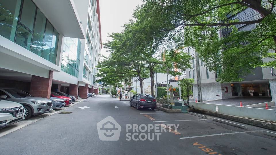picture 4-BR 205 Sqm Condo At The Fine @ River, BTS Saphan Taksin (ID 3151343) - 20/20