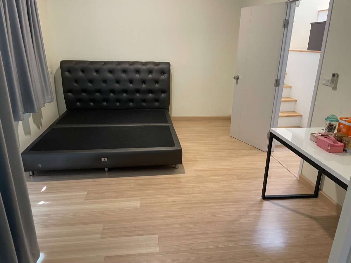 picture HOME FOR RENT Gusto Petchkasem-Taweewattana - 7/12