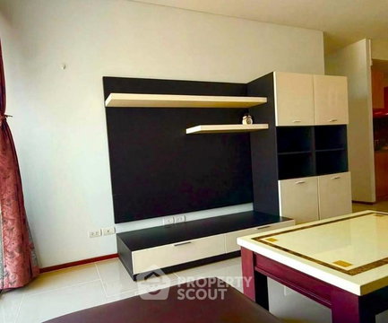ห่าง BTS กรุงธนบุรี เพียง 100 ม. | คอนโด 1 ห้องนอน Villa Sathorn (ID 3150114)