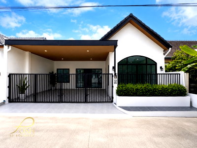 บ้านแฝด ภูเก็ต : ศรีสุชาติ แกรนด์ วิว3, รัษฎา บ้านแฝดชั้นเดียวรีโนเวทใหม่ทั้งหลัง เนื้อที่ 45 ตารางวา ใกล้สามกอง ราชภัฏ บายพาส