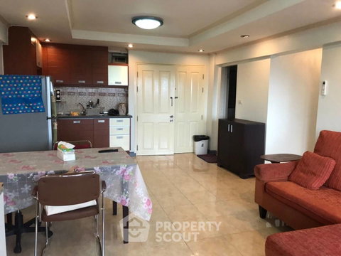 2-BR Condo At Garden Place, Sam Sen Nok • 400m To MRT Ratchadaphisek (ID 900731)