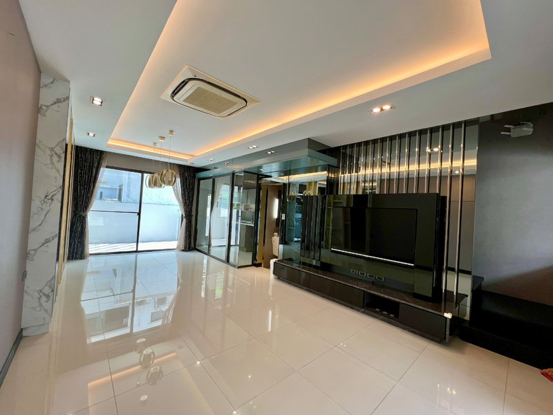 ทาวน์โฮมให้เช่า : ให้เช่า Townhome 3 ชั้น The Landmark Ekkamai - Ramintra ทาวน์โฮมสไตล์โมเดิร์น ทำเลดีใจกลางลาดพร้าว - สุคนธสวัสดิ์ ใกล้ทางด่วนและสิ่งอำนวยความสะดวกครบ