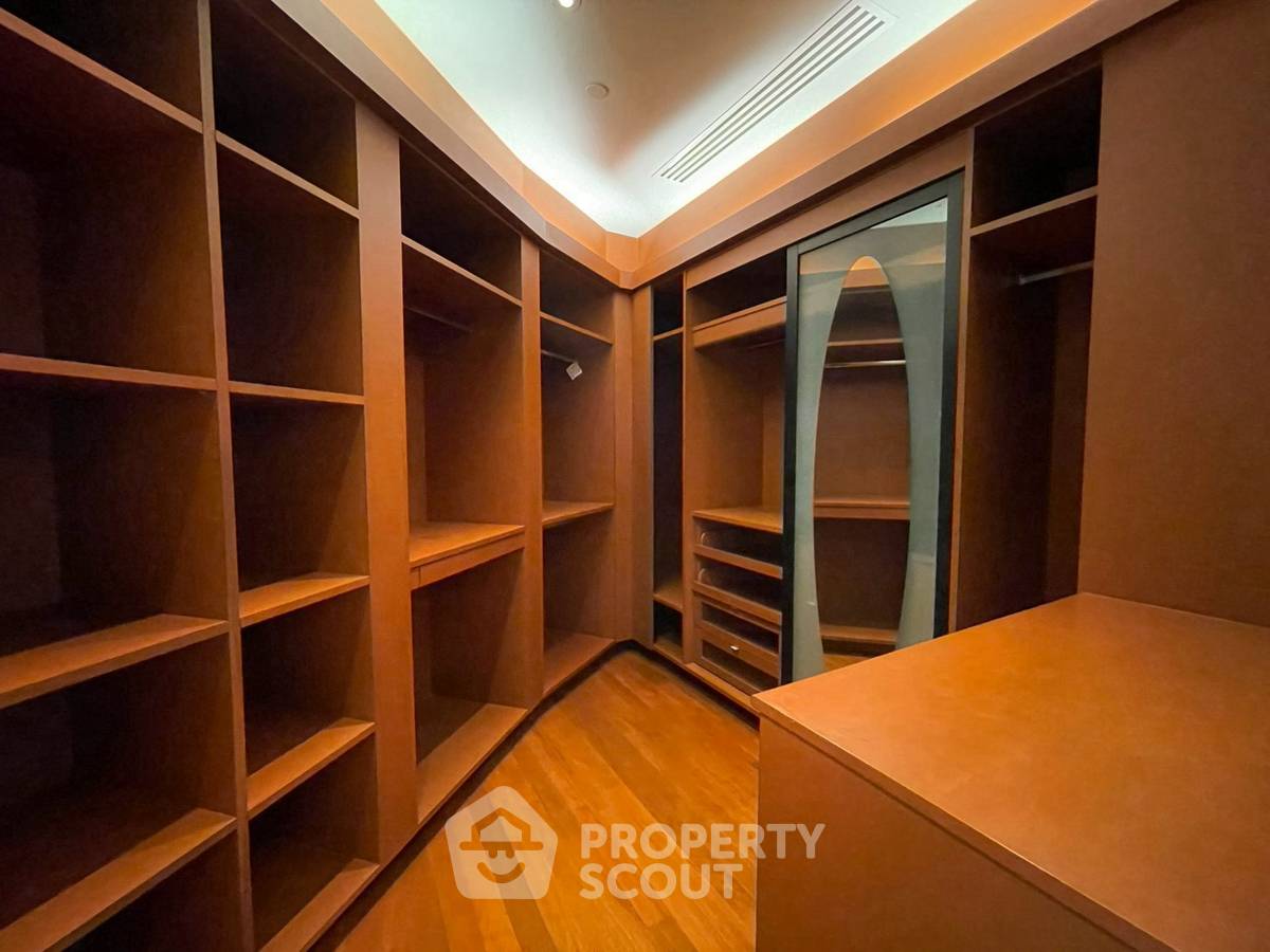 รูป คอนโด 3 ห้องนอน ชั้น 32 พื้นที่ 223 ตร.ม. The Infinity ใกล้ BTS ช่องนนสิ 80 ม. (ID 3153408) - รูปที่ 17/18