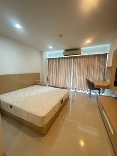 รูปภาพ ห้เช่าคอนโด แลนด์มาร์ค เรสซิเดนซ์ เอแบค บางนา Landmark Residence ABAC Bangna สวย ครบ ถูก วิวโล่งต้นไม้ทุ่งญ้าสบายตา