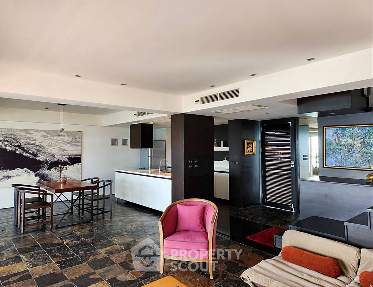 รูป คอนโด 2 ห้องนอน ขาย Grand Condotel Jomtien ชั้นสูง (ID 3152710) - รูปที่ 3/10