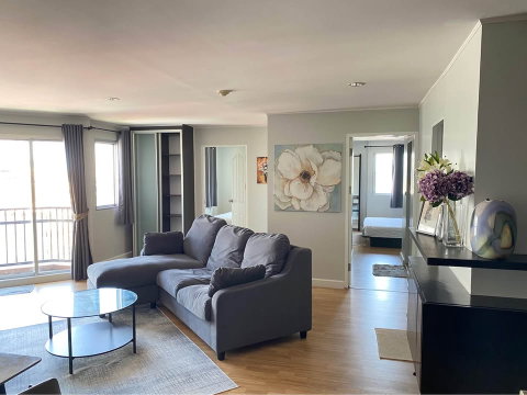 RS7275 For Rent: Belle Park Residence, a spacious, ready-to-move-in condo in the Sathorn-Rama 3 area with convenient transportation.