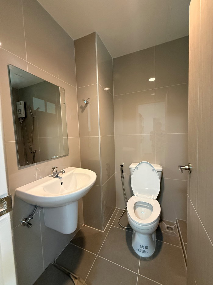 รูป คอนโดรีโนเวทใหม่ติดรถไฟฟ้าจรัญ49 - รูปที่ 8/15