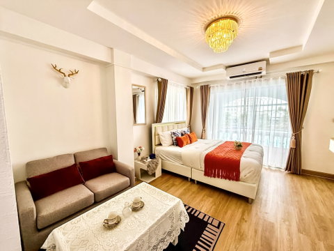 Studio Corner Condo for Sale Nirun Grand Ville Central Pattaya