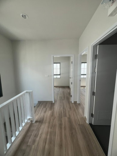 รูป บ้านแฝดขนาดใหญ่ 4 ห้องนอน ดีไซน์ใหม่ Modern Barn house - รูปที่ 11/21