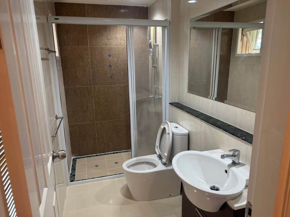 รูป R3124 ให้เช่าทาวน์เฮ้าส์ 3 ชั้น หลังมุม บ้านกลางเมือง เออร์บาเนี่ยน พระราม 9-ลาดพร้าว (ว่างค่ะ) - รูปที่ 28/32