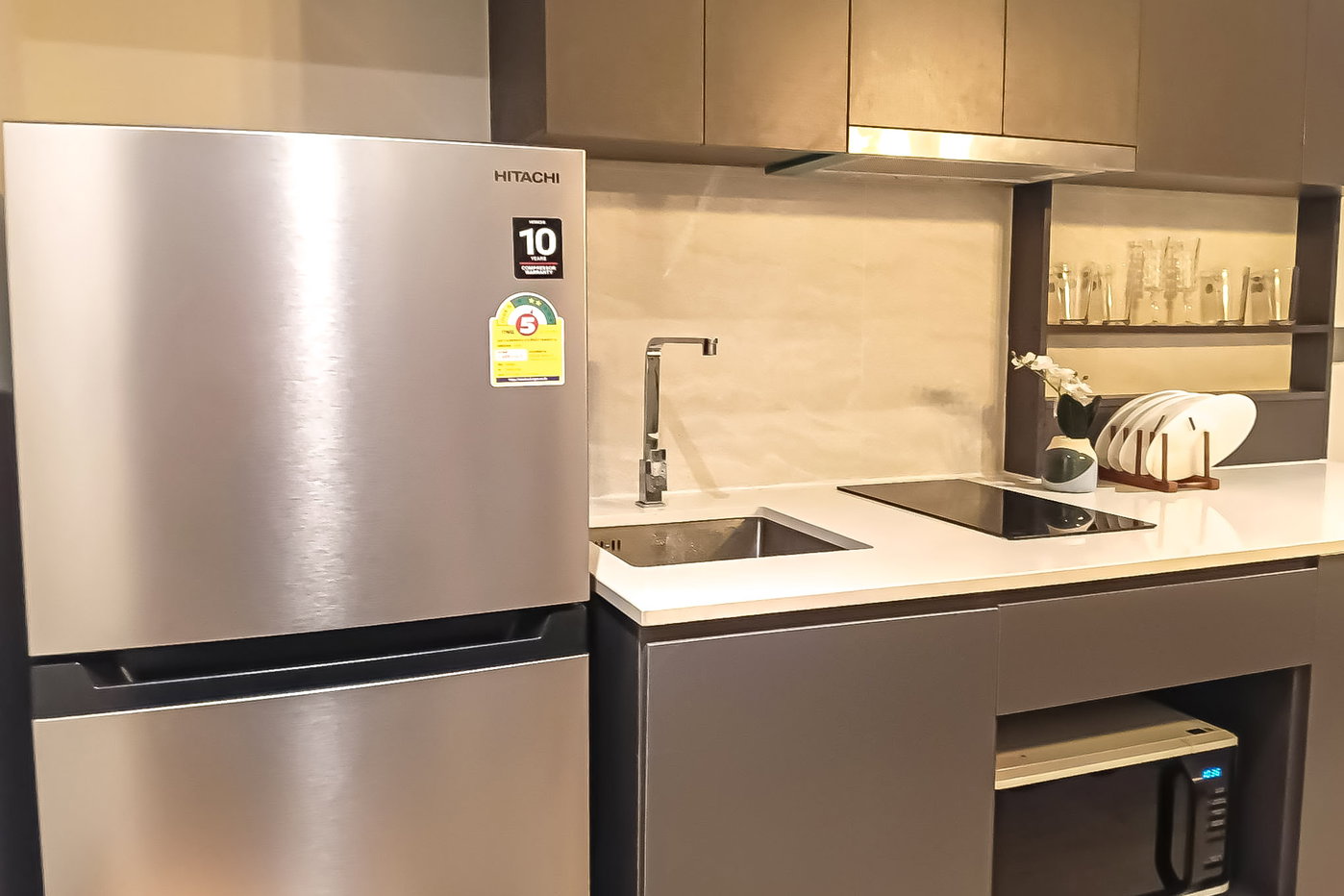 รูป Condo for Rent Andromeda Pratumnak 1 Bed Fully Furnished - รูปที่ 3/6