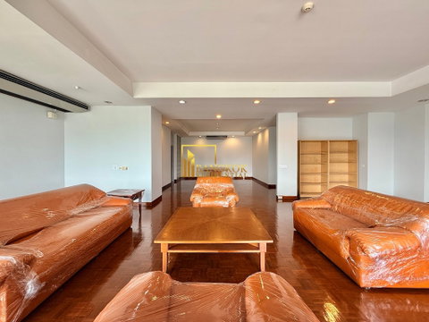 Baan Yen Akard | Large 2 Bedroom Condo For Rent in Sathorn - BR61819CD