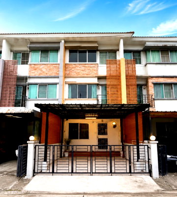 ขายทาวน์โฮม : 🏡 ขายทาวน์โฮม 3 ชั้น โครงการ TownPlus สุวรรณภูมิ