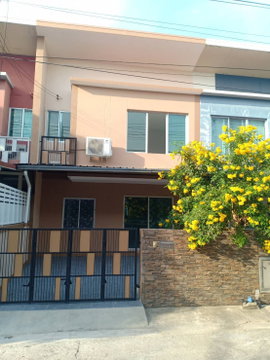 ทาวน์โฮม2ชั้น ตกแต่งรีโนเวทใหม่ ทำเลดี หมู่บ้าน ไอ-ดีไซน์ วงแหวน-ลำลูกกา คลอง 5  ซอยลำลูกกา 97 ถนนลำลูกกา บึงคำพร้อย ปทุมธานี แต่งพร้อมอยู่