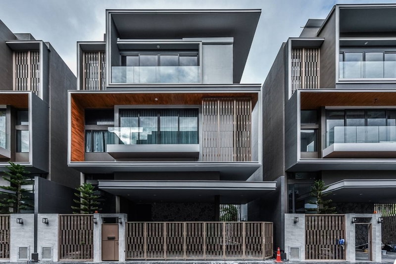 Houses for sale : For Sale Single house !! Code C20240201408..The Privatier Ratchada 32, 4 bed, 6 bath, 3 floors, furnished, Luxury, ready to move in, Special Deal!!