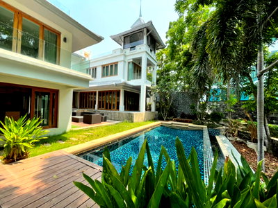 เช่าบ้านเดี่ยว ชลบุรี : Luxury Beachfront House North Pattaya / 5 Bedrooms (FOR RENT) KP020