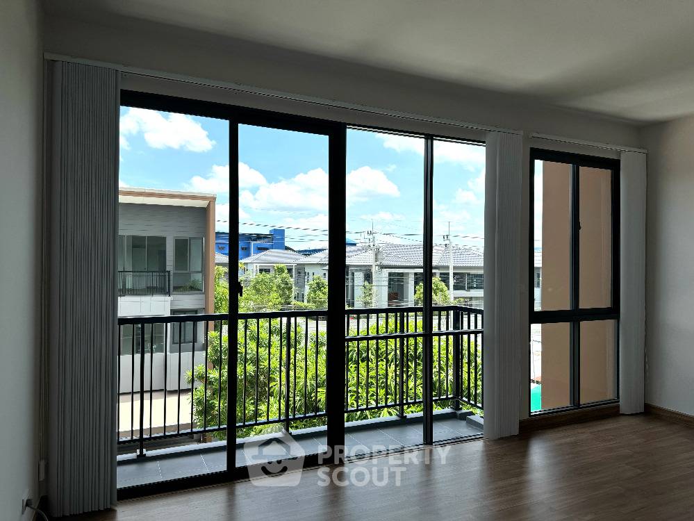 รูป ทาวน์เฮาส์ 3 ห้องนอน 142 ตร.ม. โครงการ Baan Klang Muang Sukhumvit Onnut ประเวศ (ID 1741237) - รูปที่ 7/8
