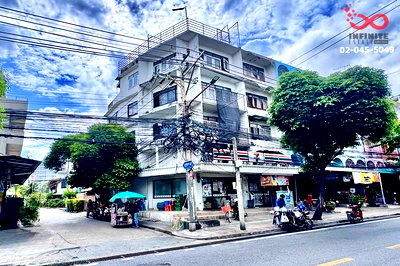 อาคารพาณิชย์ วิทยาลัยป้องกันราชอาณาจักร (วปอ.) : ขายอาคารพาณิชย์ 4.5 ชั้น 25 ตร.ว. ติดถนนประชาสุข ประชาสงเคราะห์ 47 ดินแดง ใกล้ MRT ห้วยขวาง