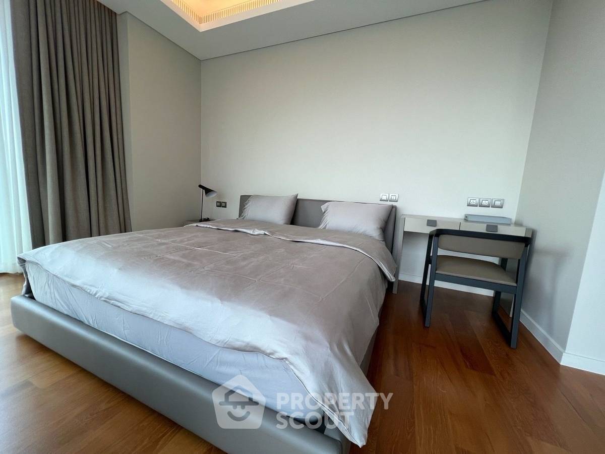 picture Spacious 2-BR 106 Sqm At Sindhorn Tonson, BTS Ratchadamri Area (ID 2011744) - 9/12
