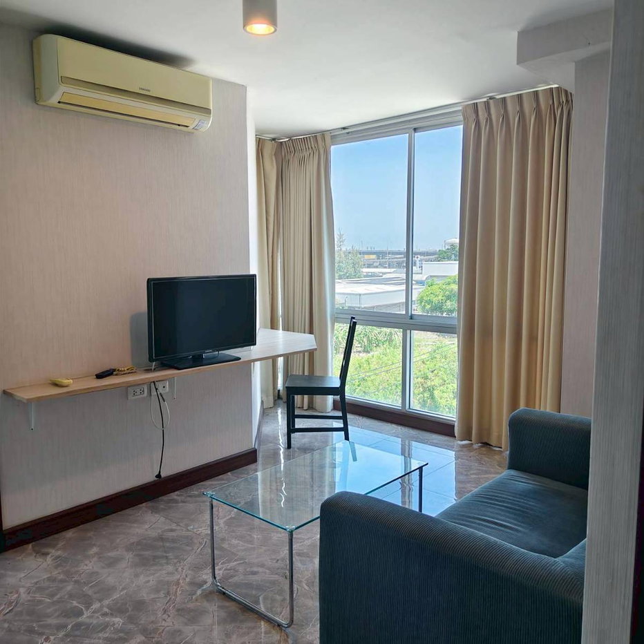 picture Swift condo near Abac for rent - 5/8