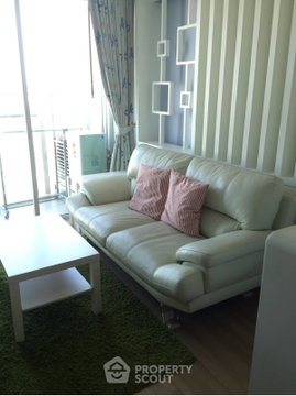 Great Value 36th-Floor 2-BR Sky Walk Residences, BTS Phra Khanong (ID 330803)