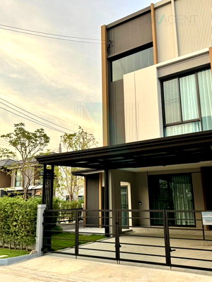 Townhouses for sale Samut Prakarn : For Sell Town house PLENO SUKHUMVIT - BANGNA 4 2-story 4 bedroom 3 bathroom