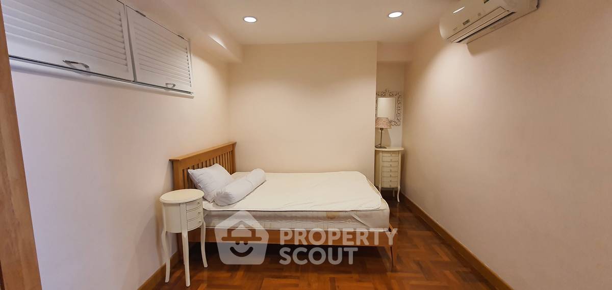 picture 3-BR 140 Sqm At Royal Castle Sukhumvit Near BTS Phrom Phong (ID 886656) - 13/19