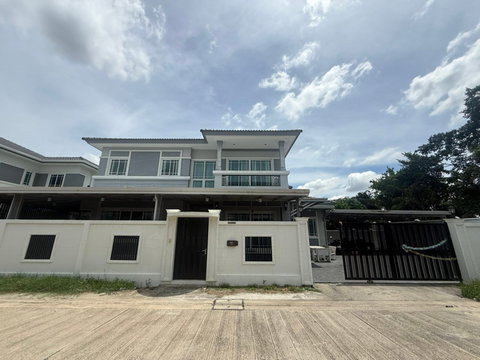 ปล่อยเช่าบ้านเดี่ยวหลังมุมthe nature Bangkok ตลิ่งชั่น