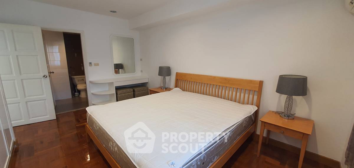 picture 3-BR 140 Sqm At Royal Castle Sukhumvit Near BTS Phrom Phong (ID 886656) - 10/19
