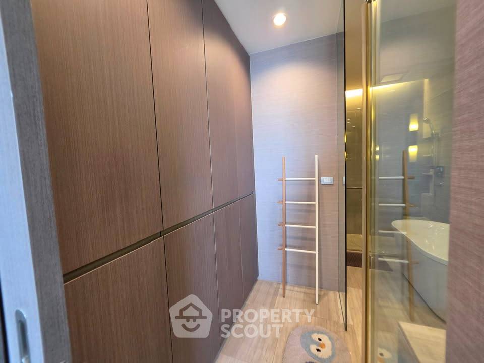 picture 30th-Floor 3-BR The Diplomat Sathorn, 90m To BTS Surasak (ID 3156548) - 10/13