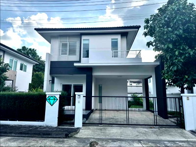 บ้านเดี่ยวให้เช่า : บ้านว่างให้เช่า โครงการสีวลี มีโชค อ.เมืองเชียงใหม่ ใกล้เซ็นทรัลเฟสฯ เฟอร์นิเจอร์ครบ พร้อมเข้าอยู่ (R1407) T.0946511456
