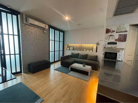 ให้เช่าคอนโด บ้าน สาทร เจ้าพระยา อาคาร 1 ชั้น 25 2 ห้องนอน ขนาด 75 ตรม ใกล้ ศุภาคารช็อปปิ้งเซ็นเตอร์