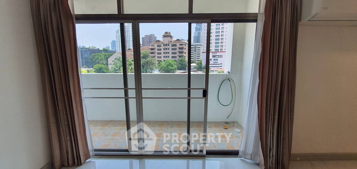 picture 3-BR 140 Sqm At Royal Castle Sukhumvit Near BTS Phrom Phong (ID 886656) - 19/19