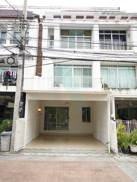 ขายทาวน์เฮาส์ โครงการ บ้านกลางเมือง เออบาเนี่ยน สุขุมวิท 113 3 ชั้น 3 ห้องนอน 3 ห้องน้ำ