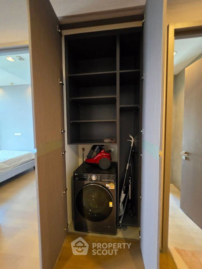 picture 30th-Floor 3-BR The Diplomat Sathorn, 90m To BTS Surasak (ID 3156548) - 4/13