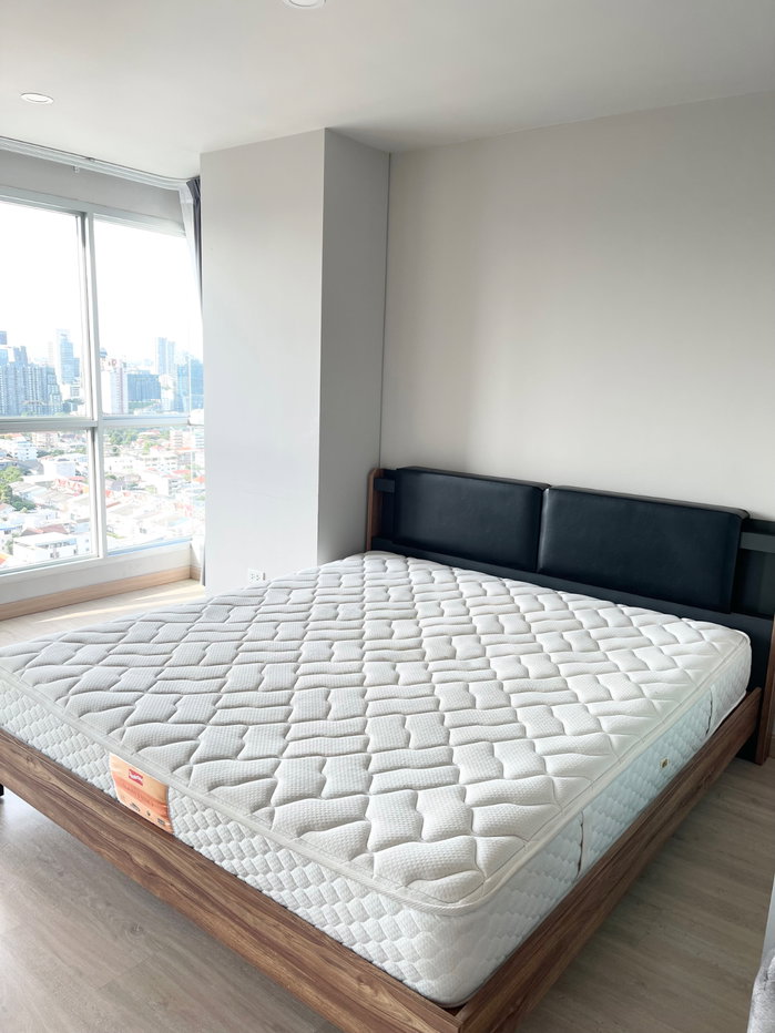 picture For rent Condo Lumpini selected  - 2/27