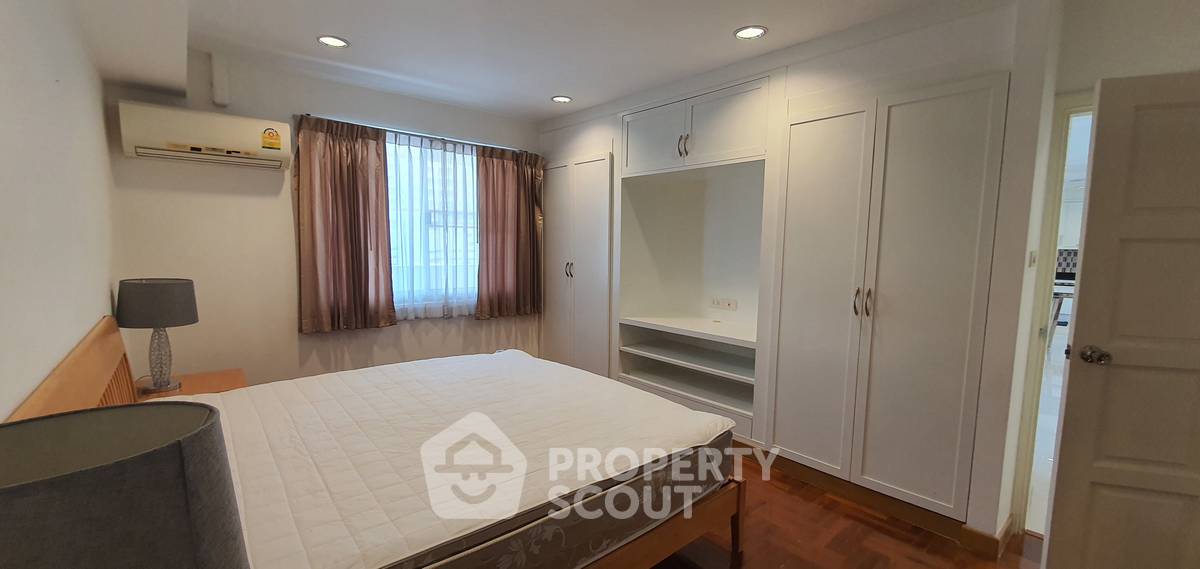 picture 3-BR 140 Sqm At Royal Castle Sukhumvit Near BTS Phrom Phong (ID 886656) - 11/19