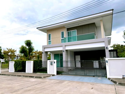 บ้านเดี่ยวให้เช่า : POS บ้านแปลงมุม ติดสวนสาธารณะ ในโครงการบีลีฟ-วงแหวนสันกำแพง บรรยากาศเงียบสงบ พร้อมเข้าอยู่ทันที