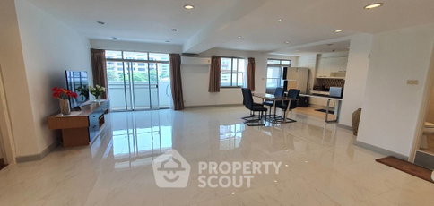 3-BR 140 Sqm At Royal Castle Sukhumvit Near BTS Phrom Phong (ID 886656)