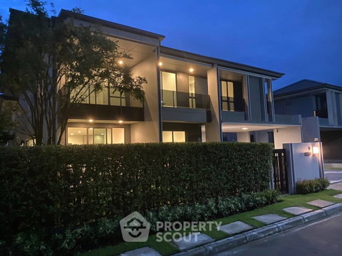 บ้าน 4 ห้องนอน 273 ตร.ม. ให้เช่า Setthasiri-Krungthep Kreetha 2 (ID 1111718)