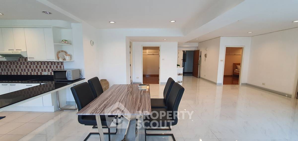 picture 3-BR 140 Sqm At Royal Castle Sukhumvit Near BTS Phrom Phong (ID 886656) - 3/19