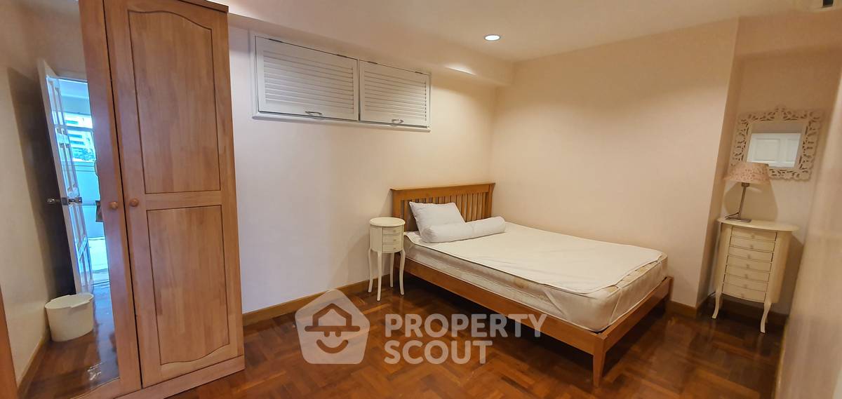 picture 3-BR 140 Sqm At Royal Castle Sukhumvit Near BTS Phrom Phong (ID 886656) - 12/19