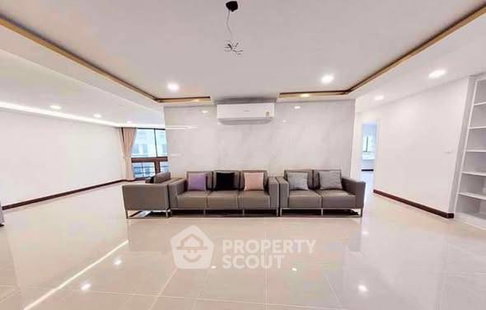 คอนโด 3 ห้องนอน 220 ตร.ม. President Park Condominium ใกล้ MRT ศูนย์สิริกิติ์ (ID 2828495)