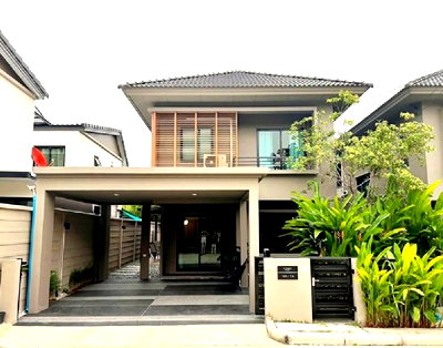 เช่าบ้านเดี่ยว มาร์เก็ต วิลเลจ สุวรรณภูมิ : ให้เช่าบ้านเดี่ยว 2 ชั้น โครงการ อารียา โคโม่ โบทานิก้า / Areeya Como Botanica / บางนา กม.10 / ใกล้ เมกา บางนา /  เฟอร์นิเจอร์ครบ / อยู่อาศัย