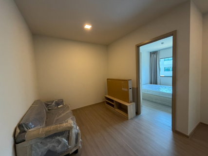 รูปภาพ Condo for rent in Navanakorn Contact via Line @802dkhwu for a quick response and to schedule a viewing. 💵 Rent: 9,500 THB  2-year contract or longer.